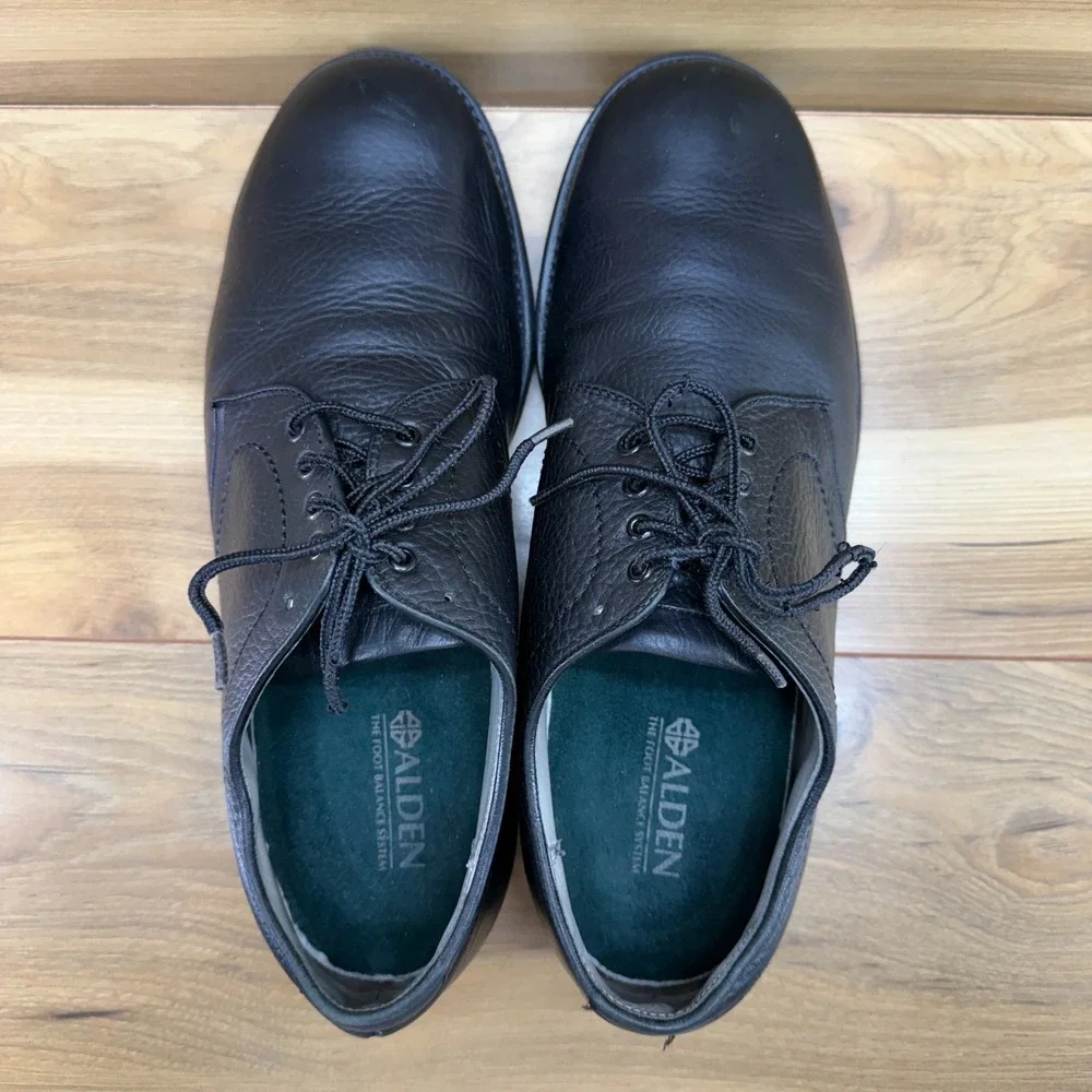 Alden Vintage Plain Toe Blucher Oxfords Mens 10.5 C/E Black Leather Vibram 311